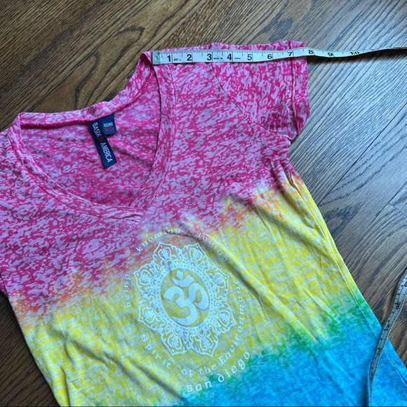San Diego neon rainbow ombré acid yoga tee - Picture 6 of 6